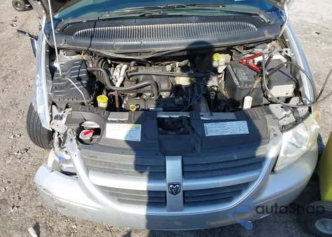 2005 Dodge Grand Caravan Sxt z USA, uszkodzony, nr VIN 2D4GP44L35R283399